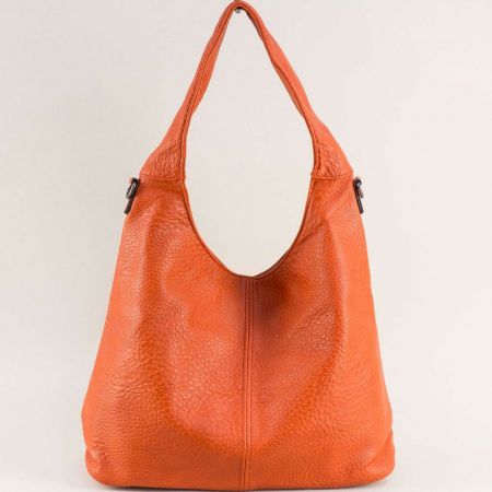 Дамска чанта с младежка визия в оранжев цвят ch8526o