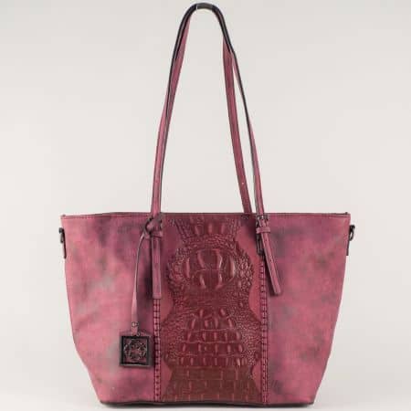 Ефектна дамска чанта в цвят бордо с две къси и допълнителна дълга дръжка ch90501bd