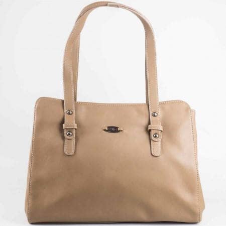 Дамска ежедневна чанта на известния френски производител David Jones в бежов цвят cm2722bj