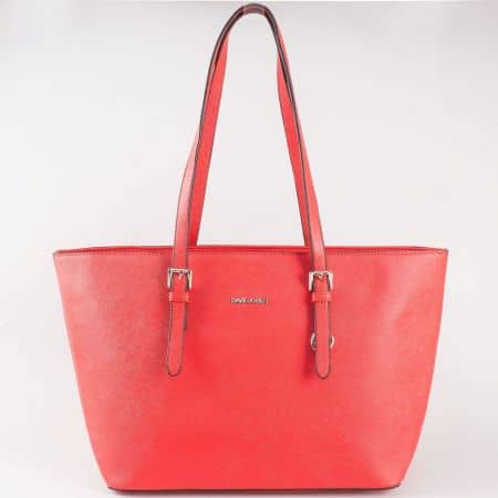 Дамска изчистена чанта с къса дръжка, която се регулира на френския производител David Jones в червено cm3093chv