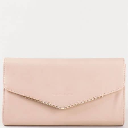 Дамска елегантна чанта, тип клъч, с преден капак на David Jones в розово cm3094rz