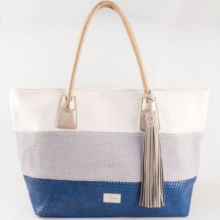 Дамска стилна чанта с интересна и свежа лятна визия на френския производител David Jones в бяло,сиво и синьо cm3104s