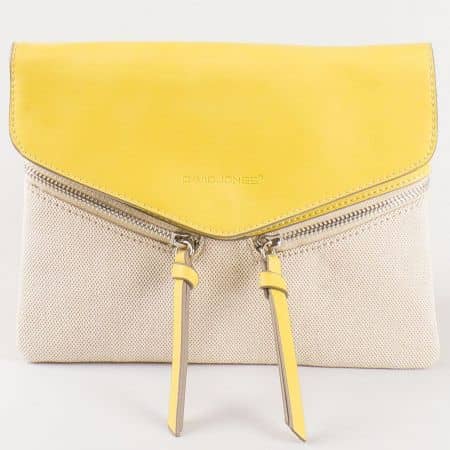 Дамска стилна чанта за всеки ден с атрактивна визия на френския производител David Jones в жълт и бежов цвят cm3111j