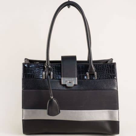 Черна дамска чанта- DAVID JONES със закопчалка cm3305ch