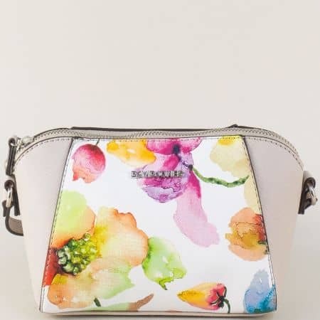 Малка дамска чанта  в бежово с пъстър флорален принт cm3320bj