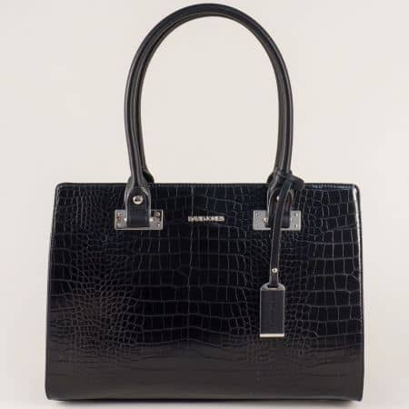Черна дамска чанта с кроко принт и твърда структура cm3414ch