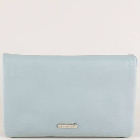 Малка дамска чанта с практично разпределение в синьо cm3424s