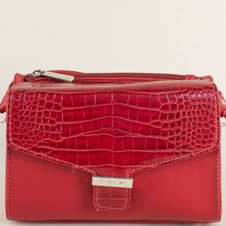 Малка дамска чанта с кроко принт в червено- DAVID JONES cm3516chv