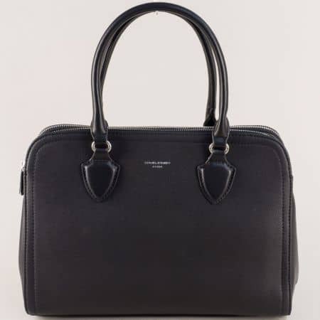 Черна дамска чанта с три основни джоба- DAVID JONES cm5006ch