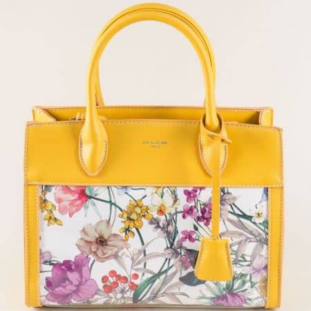 Жълта дамска чанта с частичен флорален принт cm5056j