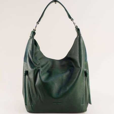 Зелена дамска чанта на DAVID JONES с една преграда cm6003z