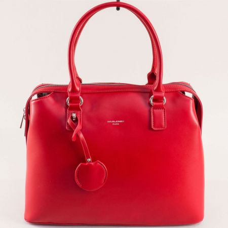 Червена дамска чанта с практично разпределение cm6636chv