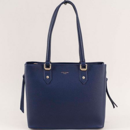 Синя дамска чанта с изчистена визия на DAVID JONES cm6806s
