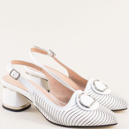 Стилни дамски обувки с отворена пета естествена кожа в бял цвят f2409b