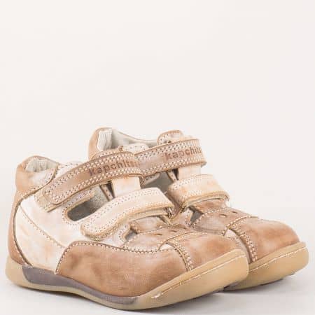 Детски летни обувки произведени от изцяло естествена кожа на български производител в кафяво k15k