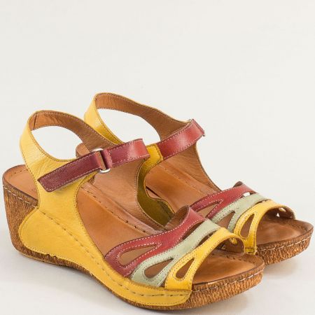 Жълти кожени дамски сандали с цветни каишки k2275jchv