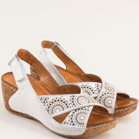 Karyoka дамски сандали на платформа в бяло k2276mb