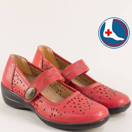 Анатомични дамски обувки Loretta с перфорация , изработени от 100%  естествена кожа в червен цвят l5168chv