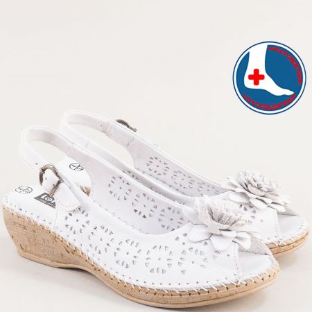 Ортопедични дамски сандали от бяла естествена кожа l5263b