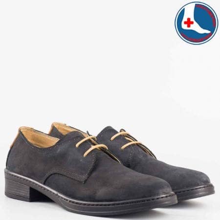 Дамски комфортни обувки със сая от висококачествен естествен набук с естествена кожена стелка в черен цвят l5813vch