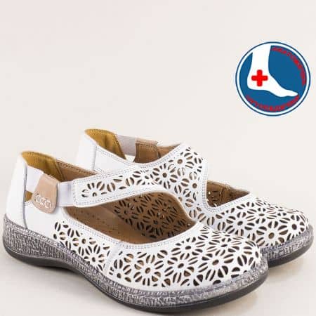 Дамски анатомични бели обувки с асиметрична каишка l6405b