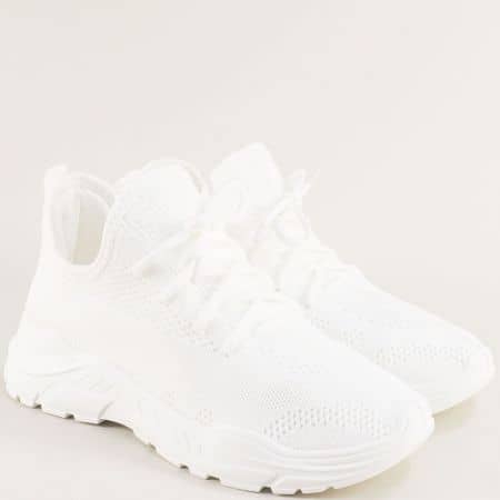 Бели дамски спортни обувки с връзки на олекотено ходило l8052-40b