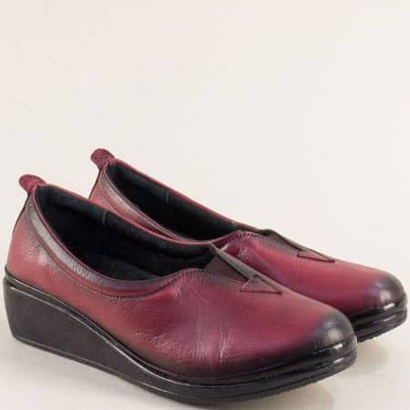 Дамски обувки в бордо от естествена кожа m067bd