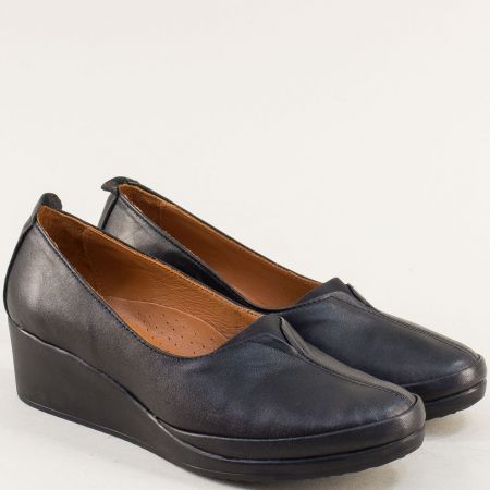Естествена кожа дамски обувки на клин ходило в черен цвят m0801ch