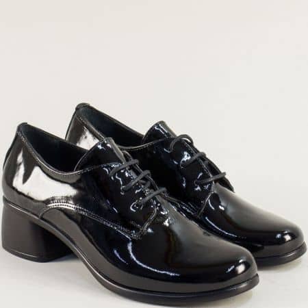 Черен лак дамски обувки на среден ток m138lch