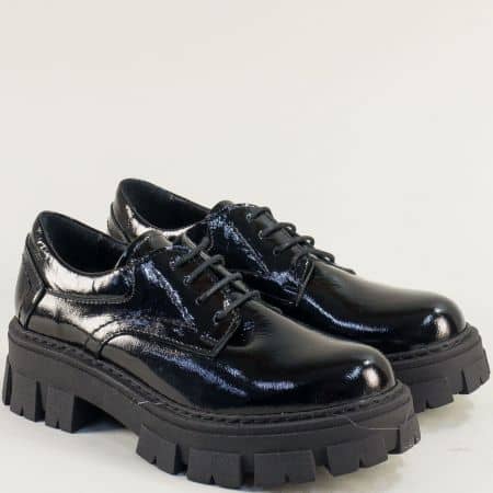Дамски обувки черен лак на платформа m2010lch