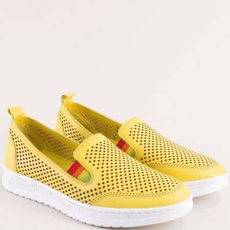 Естествена кожа дамски обувки в жълт цвят с ластици m2012j