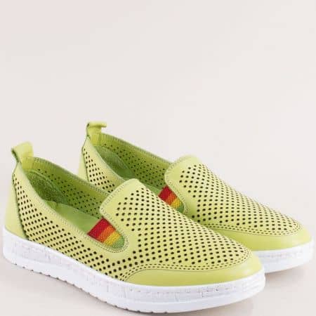 Перфорирани дамски обувки  естествена кожа в зелено m2012z