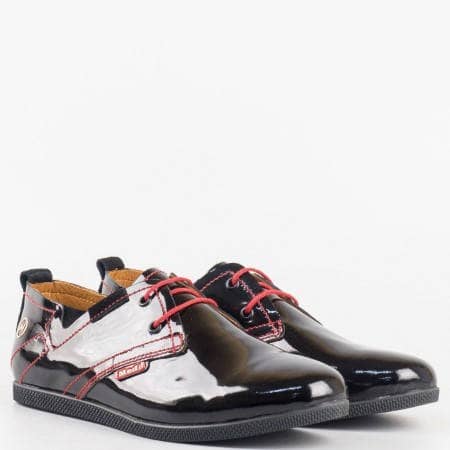 Дамски комфортни обувки изработени от висококачествен естествен лак с ортопедична стелка в черен цвят n701lch