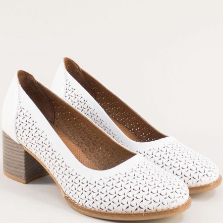 Дамски обувки естествена кожа в бял цвят на среден ток m7106b