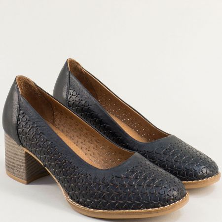 Черни  дамски обувки на среден ток от естествена кожа m7106ch