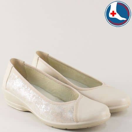 Бежови дамски обувки Alpina от естествена кожа на клин ходило m777bj