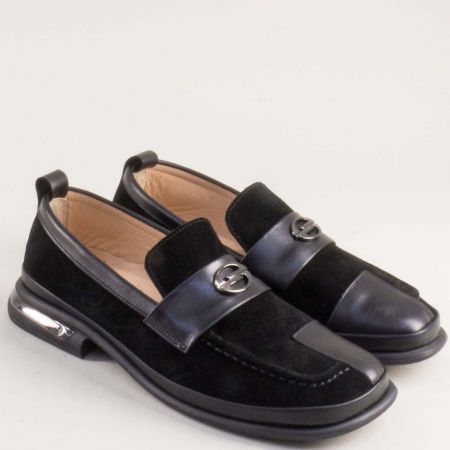 Велурени дамски лоуфъри в черно със закачливи детайли m922vch