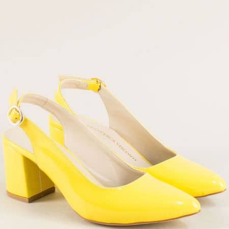 Дамски обувки с отворена пета и висок ток в жълт цвят ma698lj1