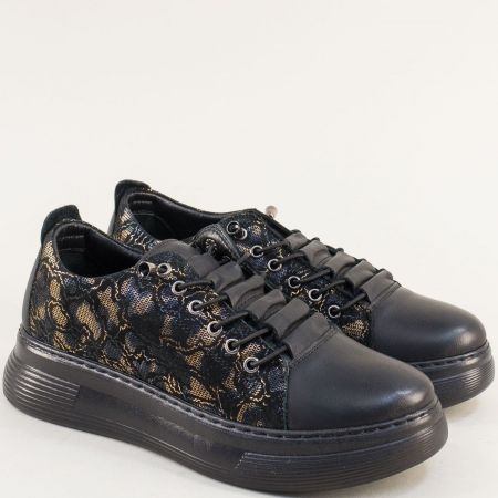 Черни кожени дамски обувки с ефектен принт в златисто ma7050chzl