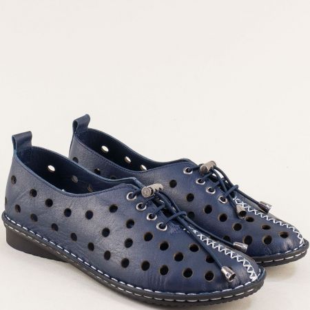 Ежедневни дамски кожени обувки в син цвят с ластични връзки mag777ts