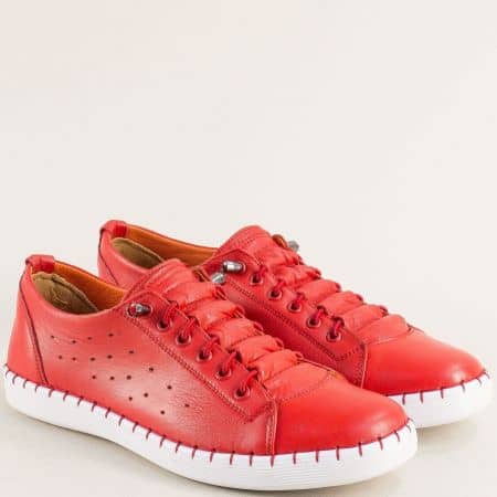 Комфортни дамски обувки от  естествена кожа в червено me081chv