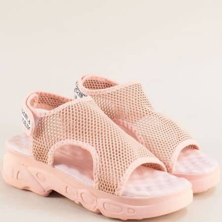 Текстилни дамски сандали на платформа в розов цвят me1003rz