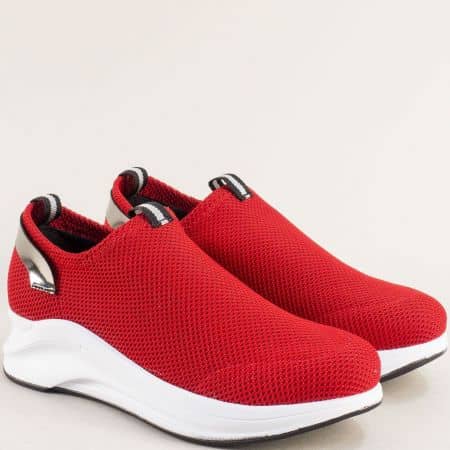 Спортни червени обувки от текстил me1111chv