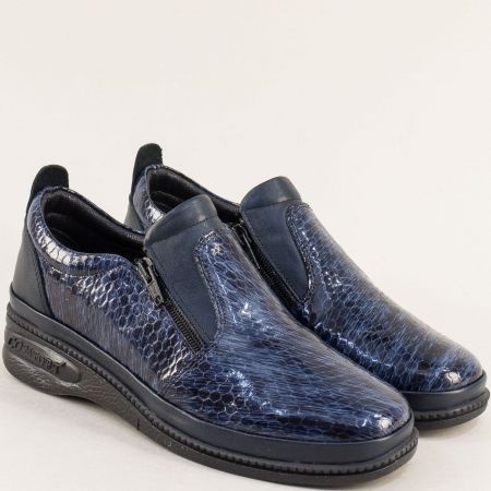 Ефектни лачани дамски обувки с два ципа в син цвят me207zls