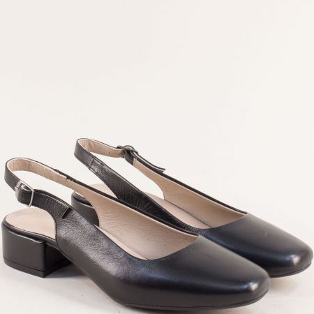 Кожени дамски обувки с отворена пета в черен цвят me410ch
