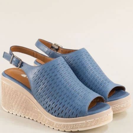 Дамски сандали естествена кожа в син цвят на платформа me619s