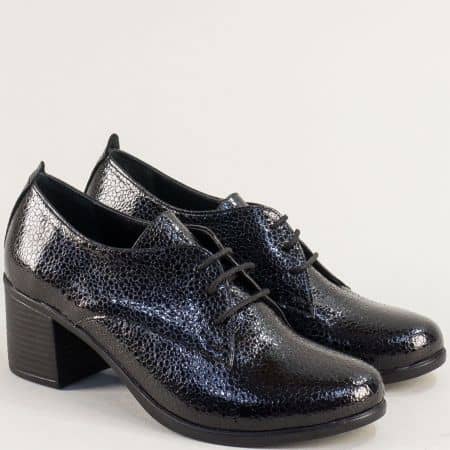 Лачени дамски обувки в черен цвят на среден ток met310krlch
