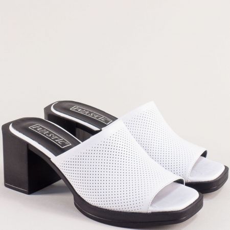 Кожени дамски чехли на комфортен висок ток в бял цвят met628b