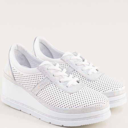 Сатенирани дамски обувки в бяло на платформа с връзки n2012bsr