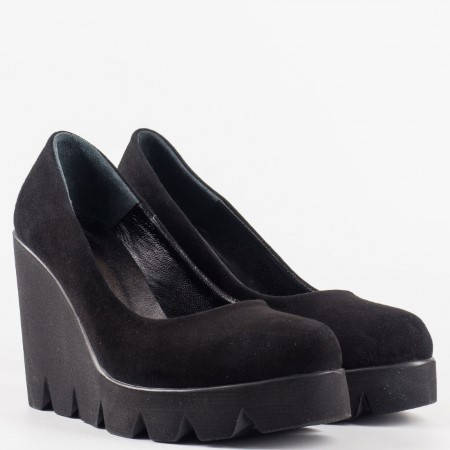 Дамски ежедневни обувки от изцяло естествен велур и кожа в черен цвят n215vch